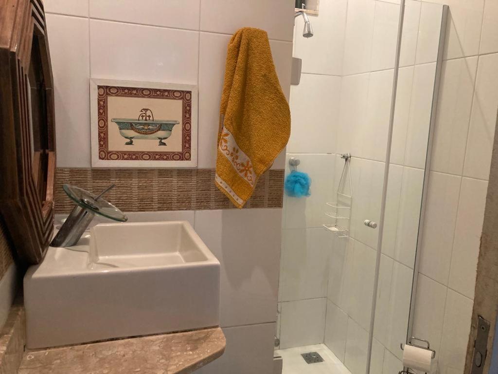 Em Copacabana Apartamento Mobiliado No Posto 6 Rio de Janeiro Zewnętrze zdjęcie